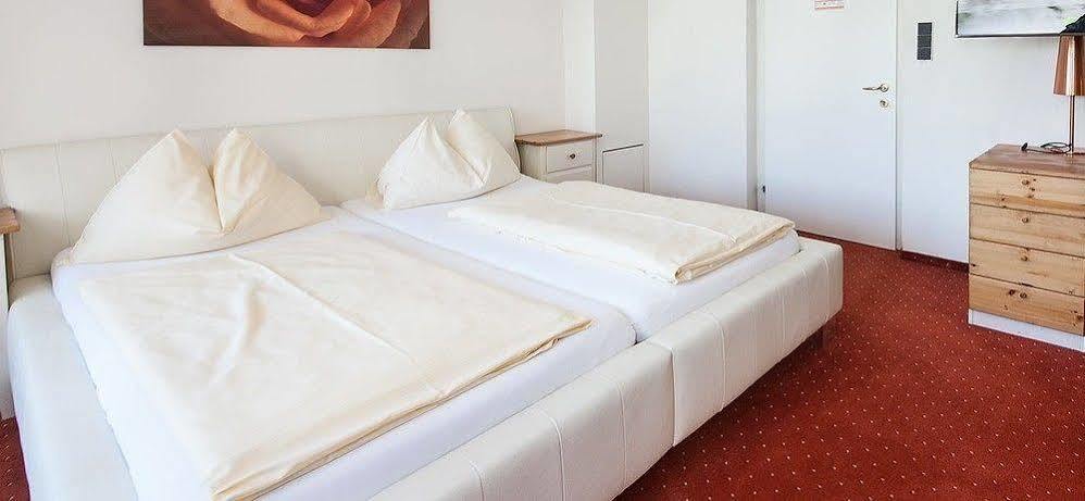 Hotel Lokomotive Linz Eksteriør bilde